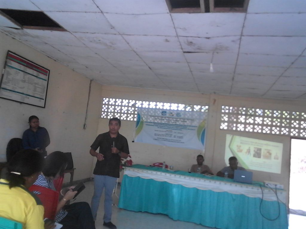 BISA KAH PENDEKATAN RELIGIUS MENCEGAH RABIES? DOSEN STIKES ELISABETH GAGAS MODEL BARU DI SIKKA